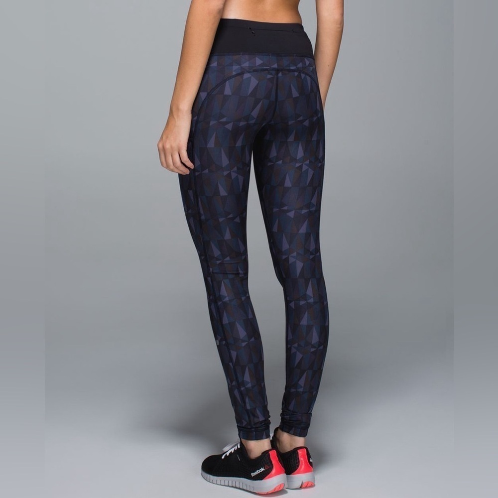 Lululemon Speed Tight II *Full-On Luxtreme